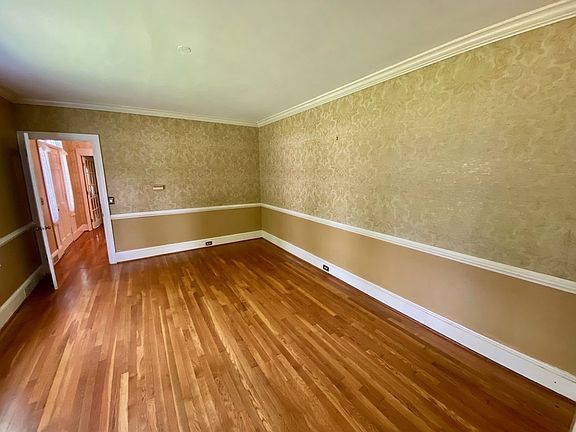 5th image of 605 Rose Hill Ave