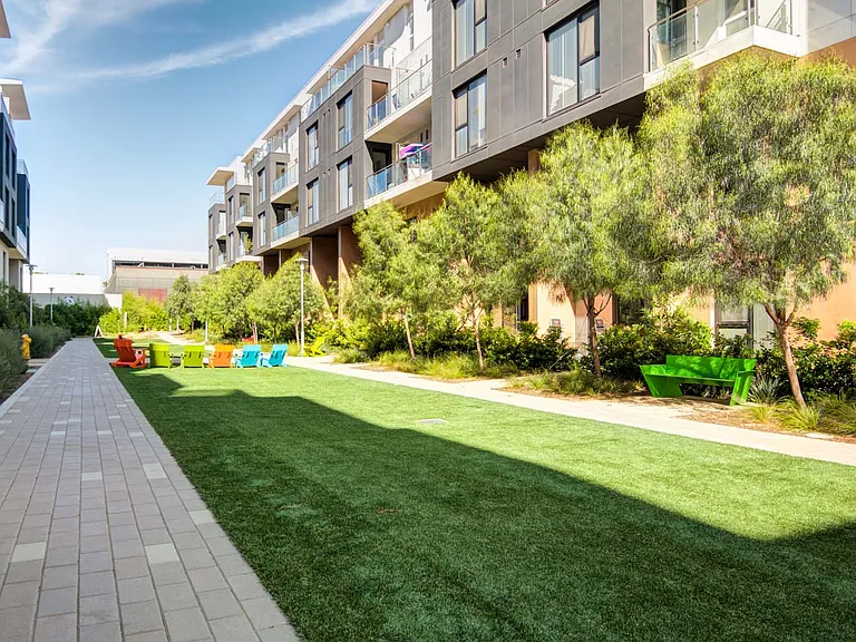 Block C Apartments — Photo 15