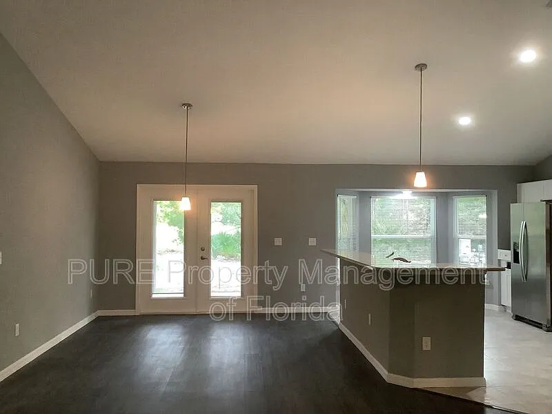 3 bed, 2.0 bath, 1754 sqft, $1,750 — Photo 4