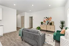 7811 Golden Rubia Ln — Photo 5
