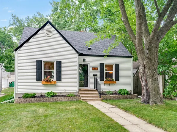 2853 Dakota Ave S, Saint Louis Park, MN 55416