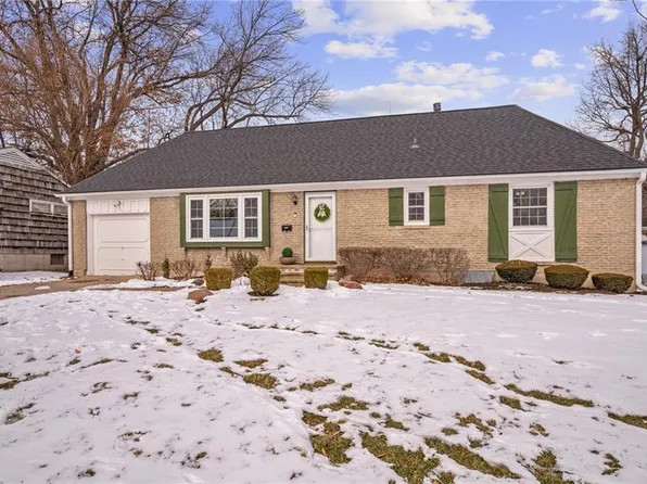 7206 W 71st Ter, Overland Park, KS 66204