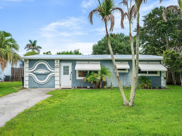 5709 SE Indigo Avenue, Stuart, FL 34997