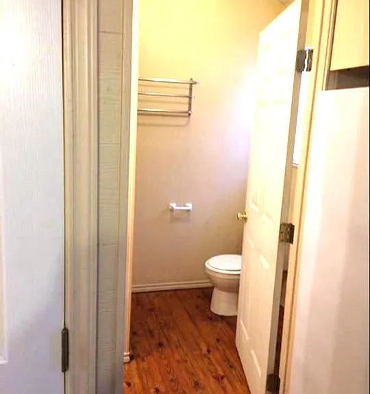 906 Cason St #305 — Photo 11