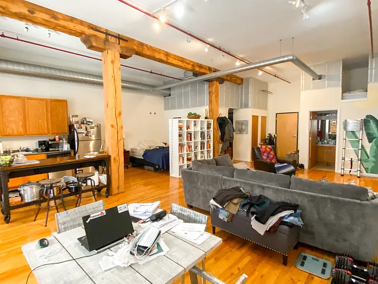 845 W. Fulton Market St. — Photo 13