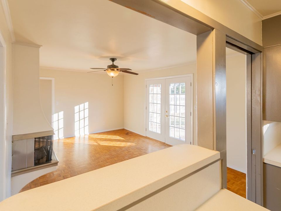 2730 W Country Club Dr, Oklahoma City, OK 73116 | Zillow