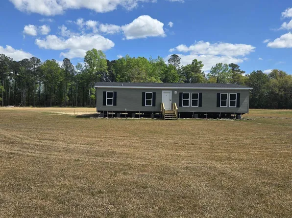 105 Retired Ave., Marion, SC 29571