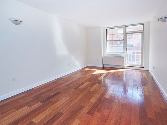 2nd image of 310 W 120th St APT 4B