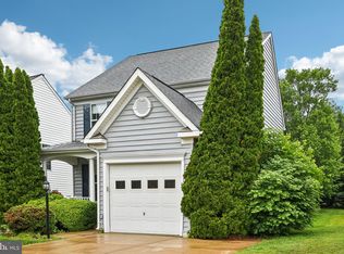 6020 Omega Ln, Manassas, VA 20112