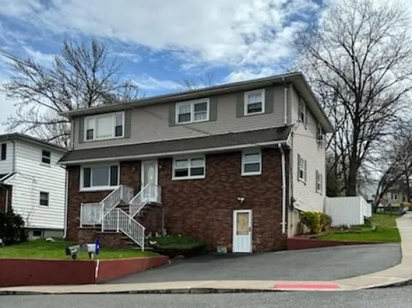 4 Sibel Ct, Woodland Park, NJ 07424