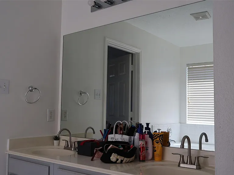 710 Hidden Rdg W — Photo 28