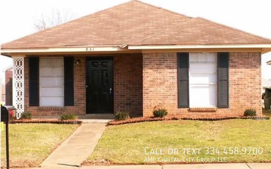 831 N Pass Rd