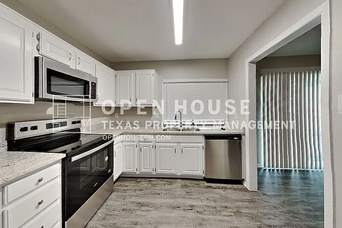 1480 Saint Patrick Dr — Photo 5