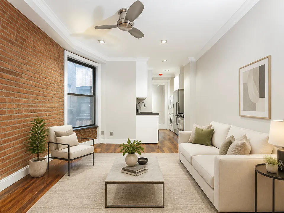 16 E 116th St #2A