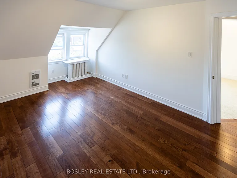 411 Shaw St #2 — Photo 6