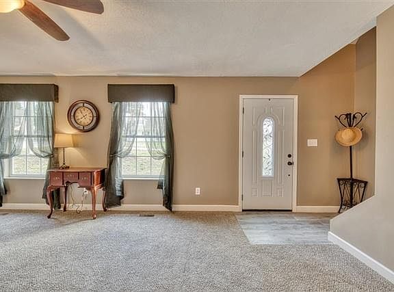 2nd image of 2204 Orchard Meade Ln