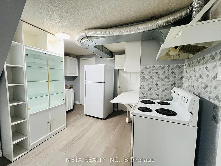 1909 Poppy Ln #BASEMENT — Photo 6