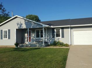 120 Basswood Ct, Meriden, KS 66512