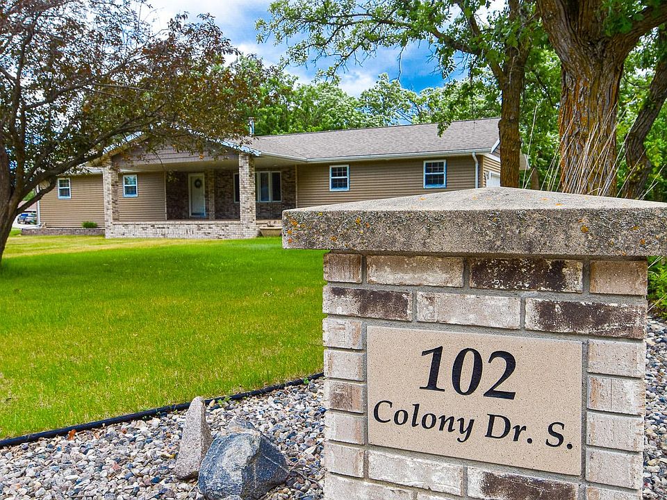 1st image of 102 Colony Dr S
