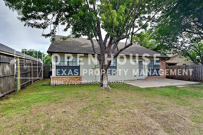 4208 Staghorn Cir N — Photo 18