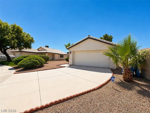 2nd image of 3343 Indian Horse Ct