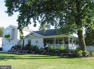 908 Bridgeboro St, Delran, NJ 08075