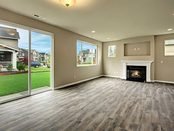 4th image of 198 Pickford Pl SW