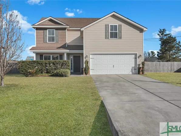 40 Dr Daniel Edwards Street, Ellabell, GA 31308