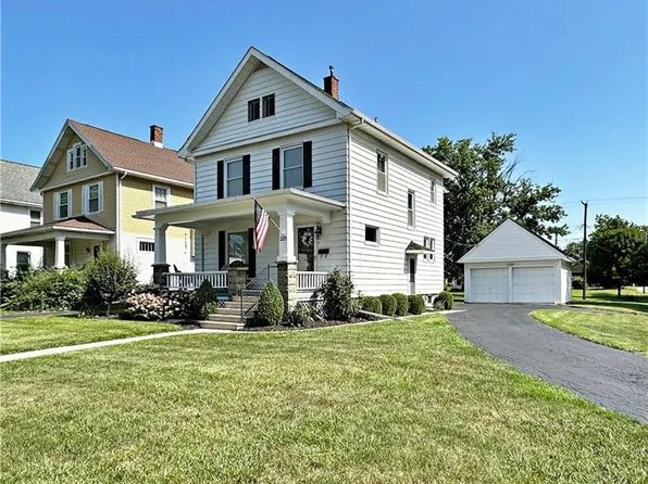 235 Coe St, Tiffin, OH 44883