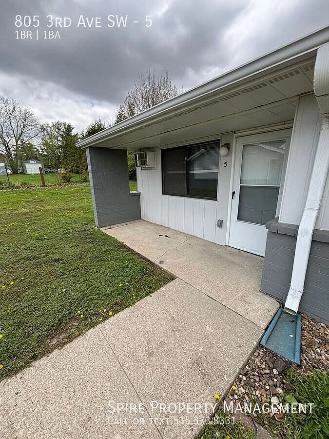 Central Iowa 1 Bed / 1 Bath Fresh Updates in a Quiet SmallTown Community — Photo 2