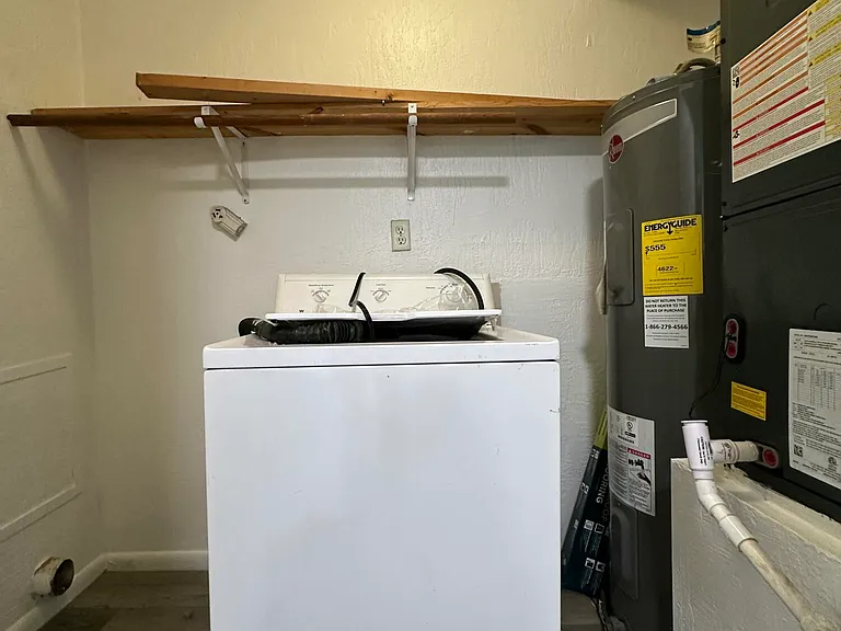2130 Forest Knoll Dr NE #202 — Photo 11