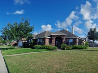 7001 Vineyard Dr, Corpus Christi, TX 78414