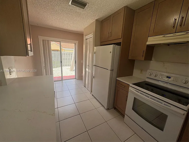 1479 Springside Dr #1479 — Photo 4