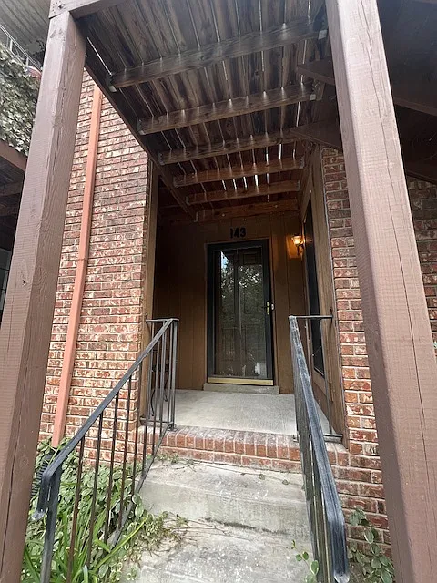 143 Brooke Castle Drive - 1 — Photo 1