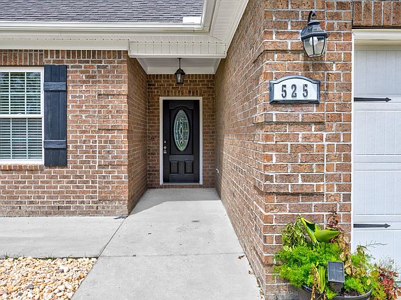 5th image of 525 Battey Dr.