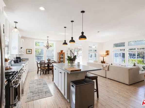6 Sherwood Dr, Westlake Village, CA 91361