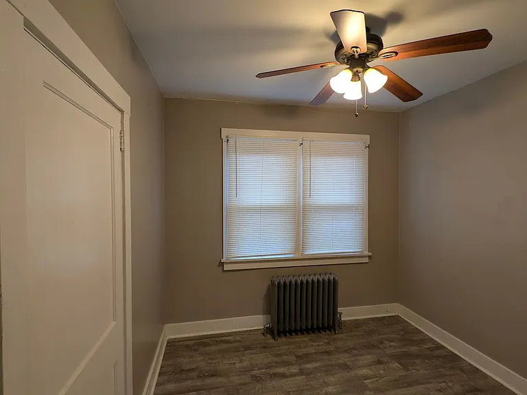 3863 Brighton Rd — Photo 6