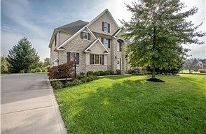 1st image of 5000 Medallion Dr W