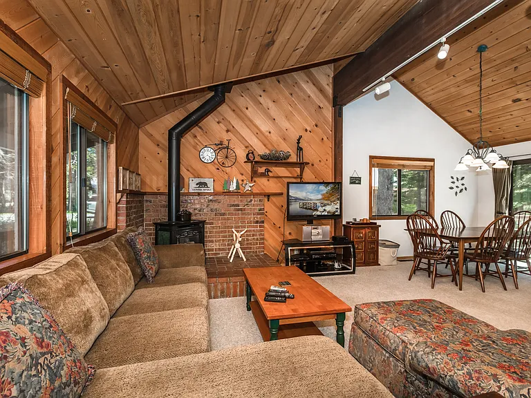 10009 Lausanne Way — Photo 5