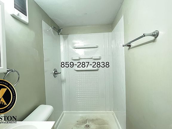 5th image of 109 Withers Ave Unit 102