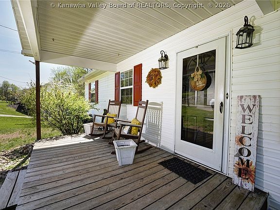 3rd image of 644 Wilson Rd