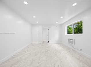 411 SE 3rd Ave APT 1-5, Hallandale, FL 33009