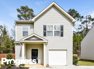 104 Belmont Park Dr, Newnan, GA 30263