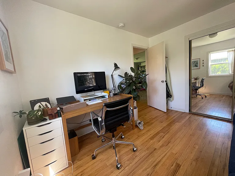 Same as pink room (newly painted white)