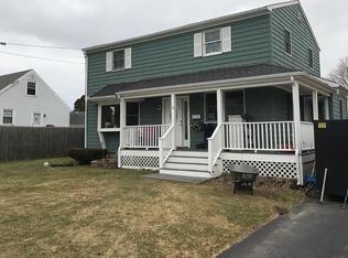 36 N Beacon Ter, Middletown, RI 02842