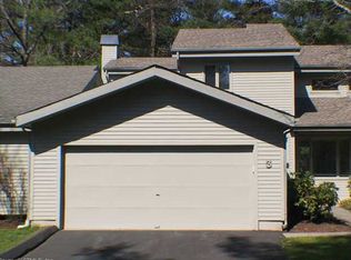 3 Acorn Gln, Avon, CT 06001