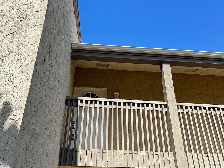 8525 Villa La Jolla Dr #C — Photo 4