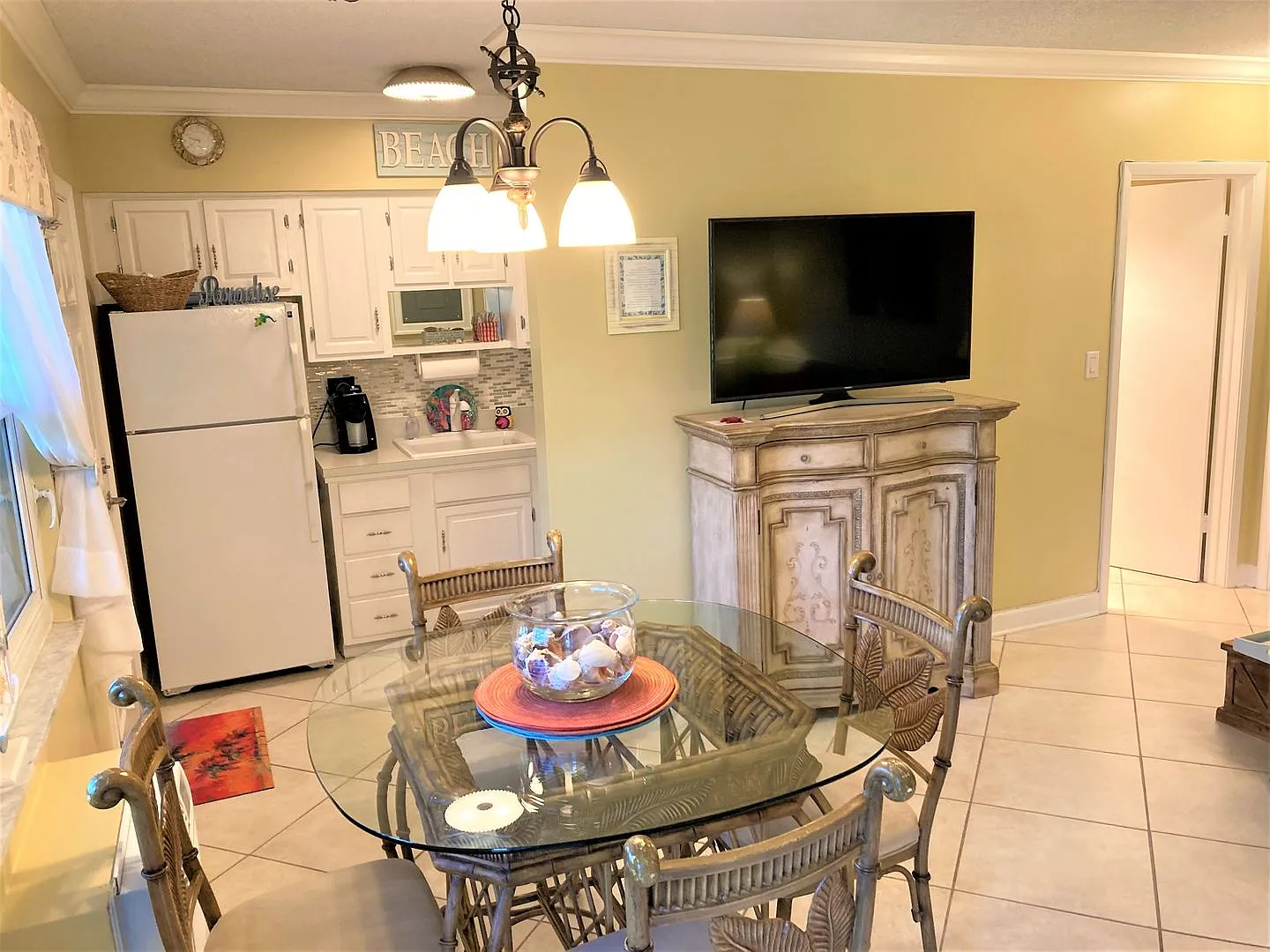 Available August 1-2026.....Nice One Bedroom $1,750/Month Centrally Located On Marco Island... — Photo 2
