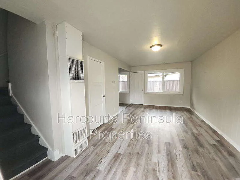2 bed, 1.0 bath, 760 sqft, $1,550 — Photo 1