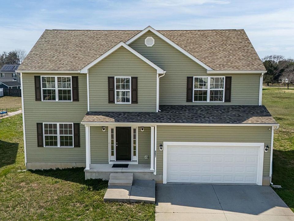 1st image of 457 W Birdie Ln